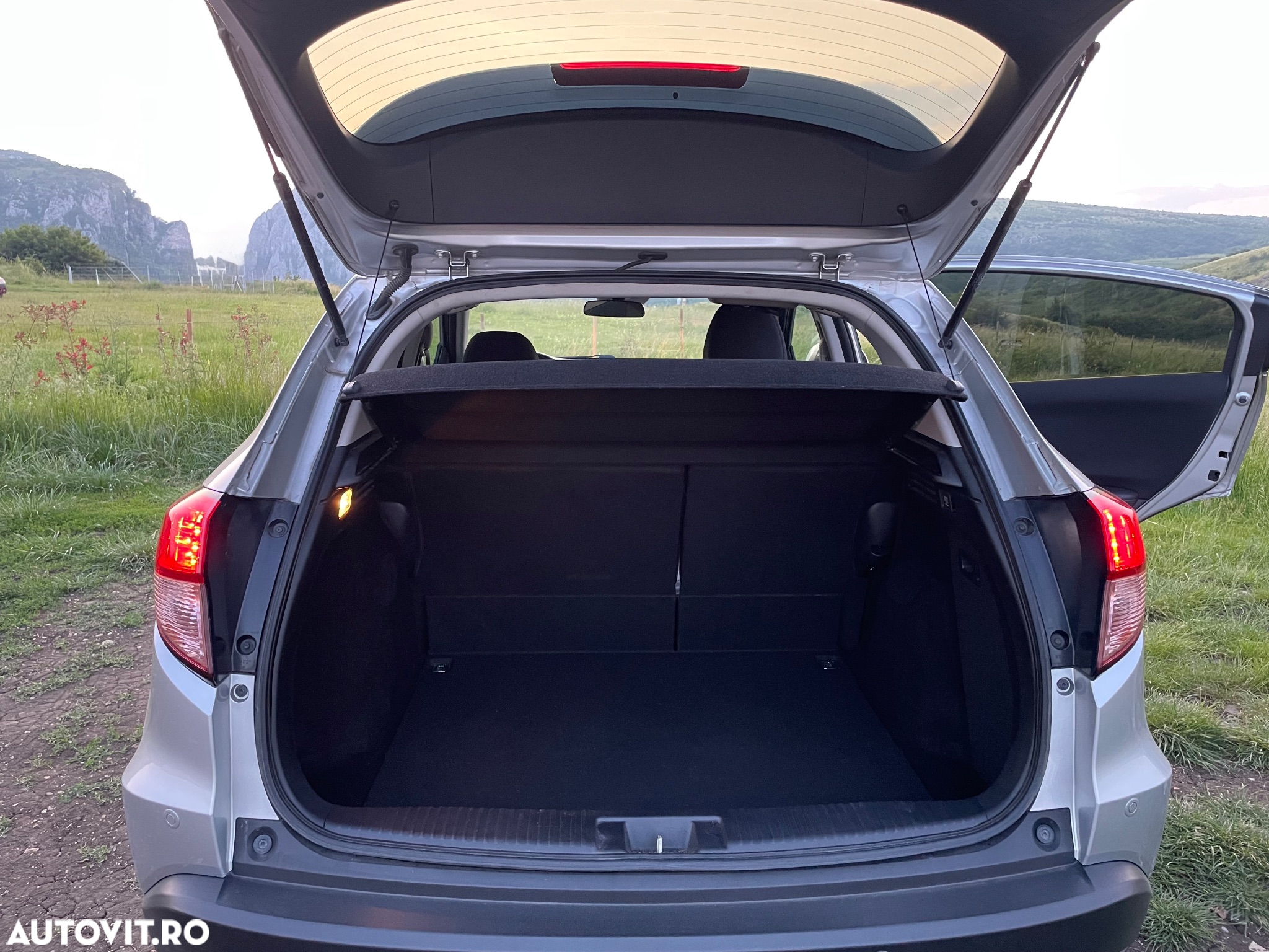 Honda HR-V 1.5 i-VTEC CVT Elegance - 9