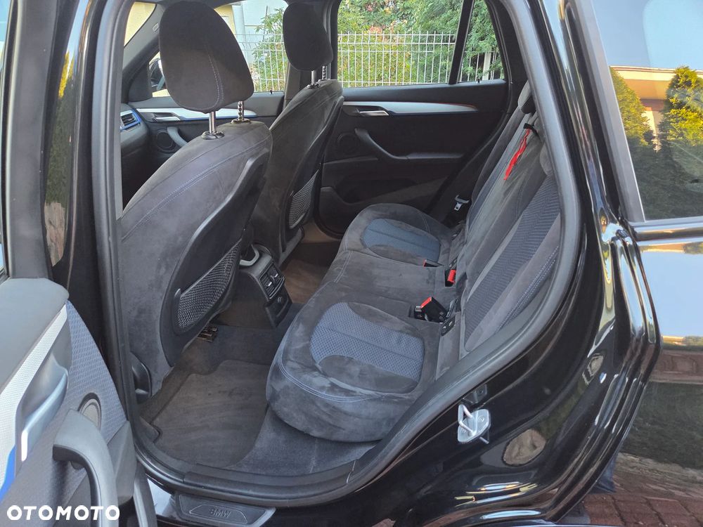 BMW X1 xDrive18d M Sport - 4