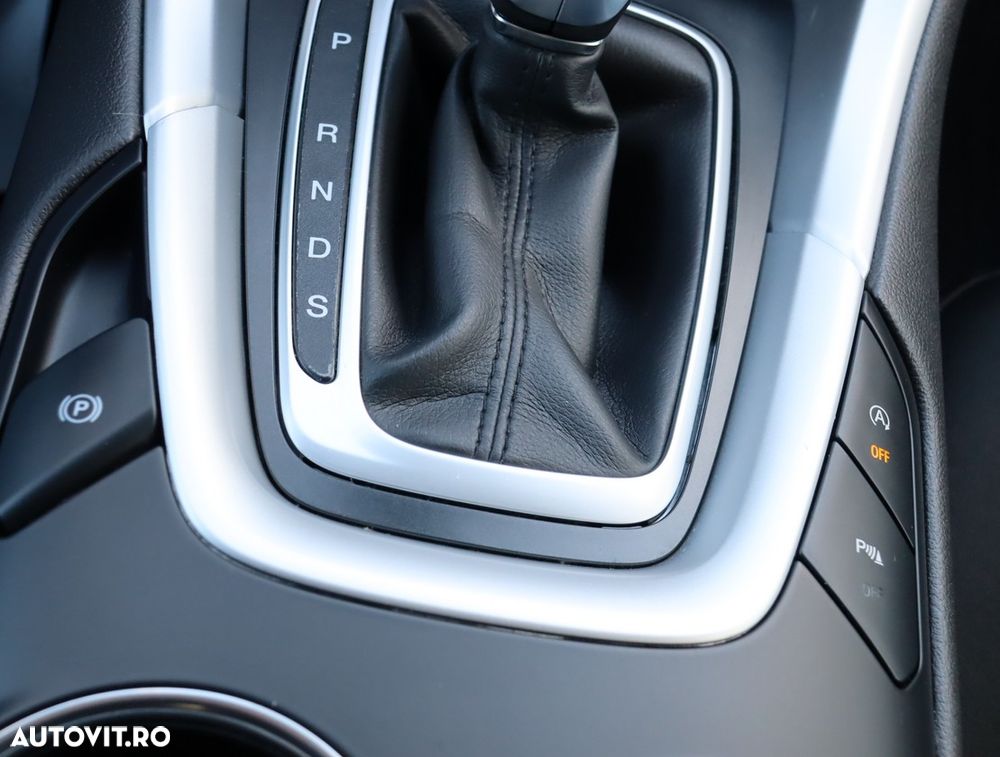 Ford Mondeo 2.0 TDCi Powershift Trend - 15