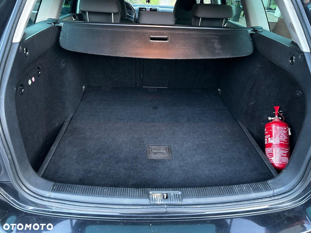 Volkswagen Golf - 18