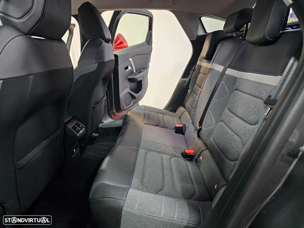 Citroën C4 BlueHDi 130 Stop&Start EAT8 FEEL PACK - 12