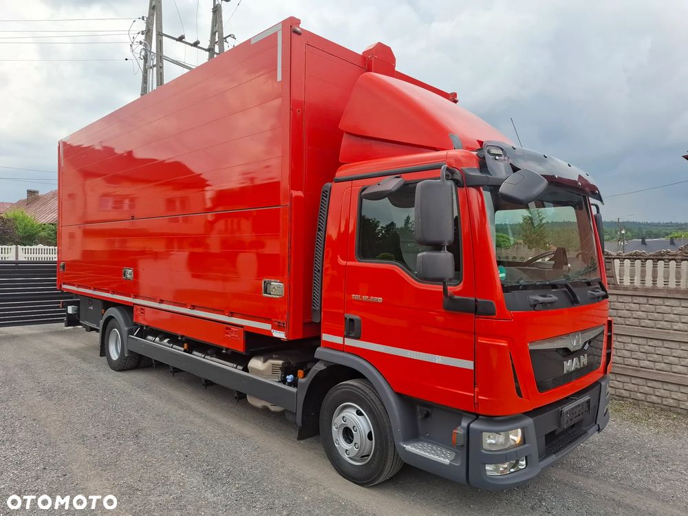 MAN TGL 12.220* AUTOMAT* SOLIDNY ALUMINIOWY KONTENER* BOCZNY ZAŁADUNEK* WINDA BAR 1500kg* WYJĄTKOWO ZADBANY* NIE ATEGO TGM LF FL EUROCARGO* Z NIEMIEC - 2