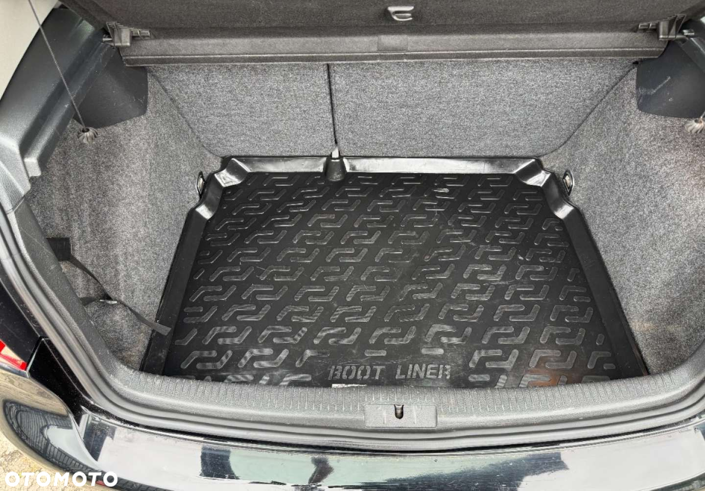 Volkswagen Golf - 25