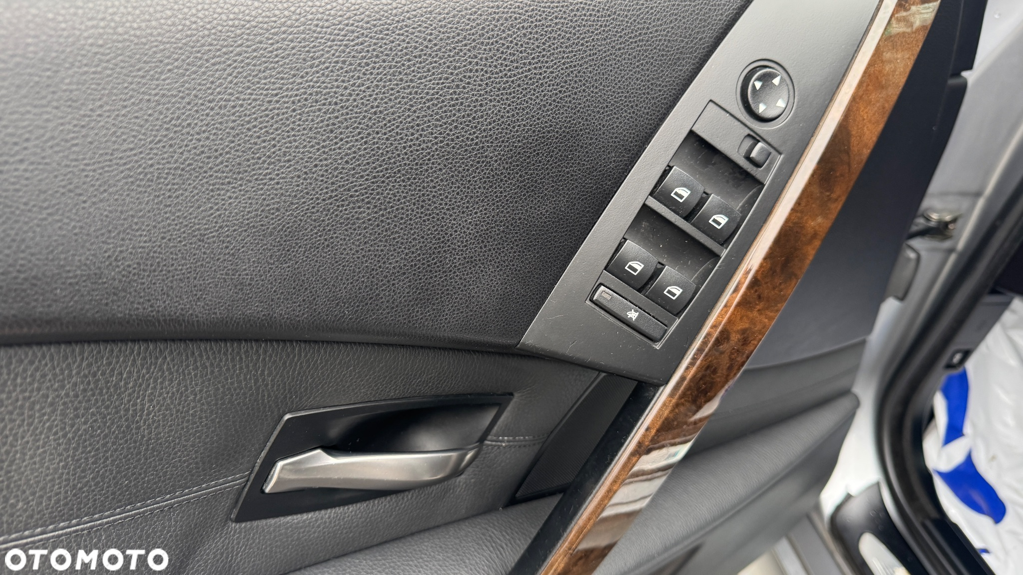 BMW Seria 5 530d Touring - 24