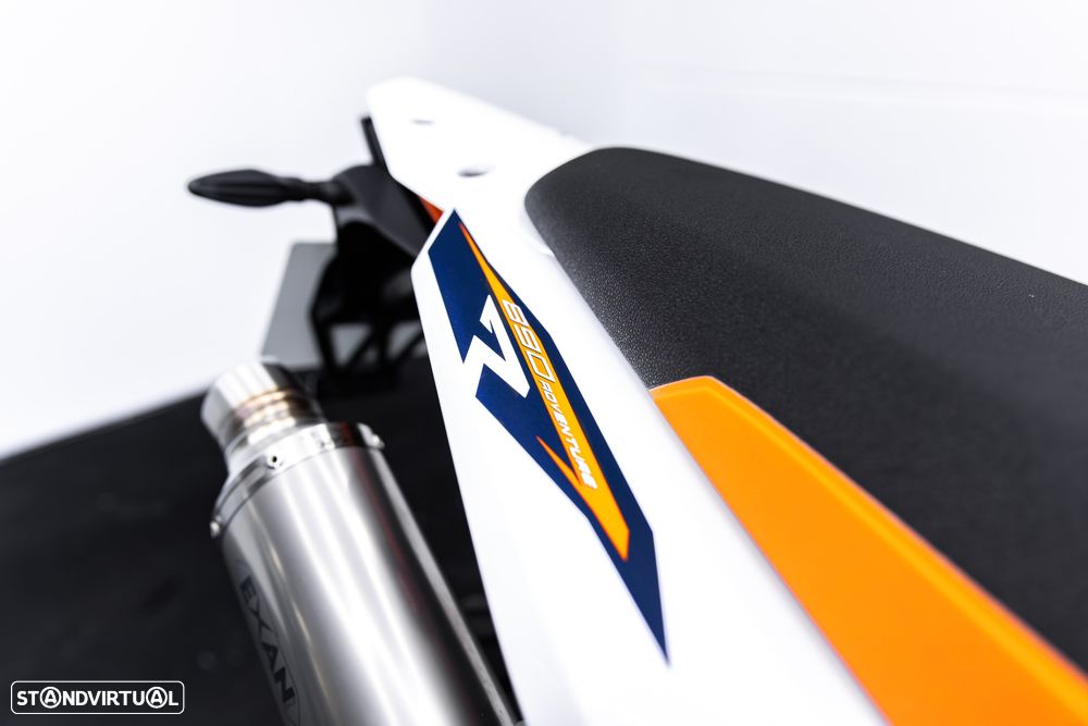 KTM 890 - 22