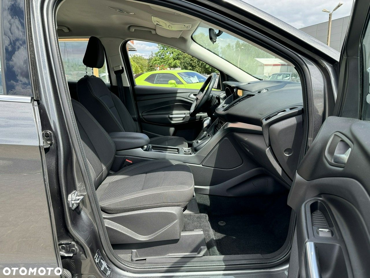 Ford Kuga - 21