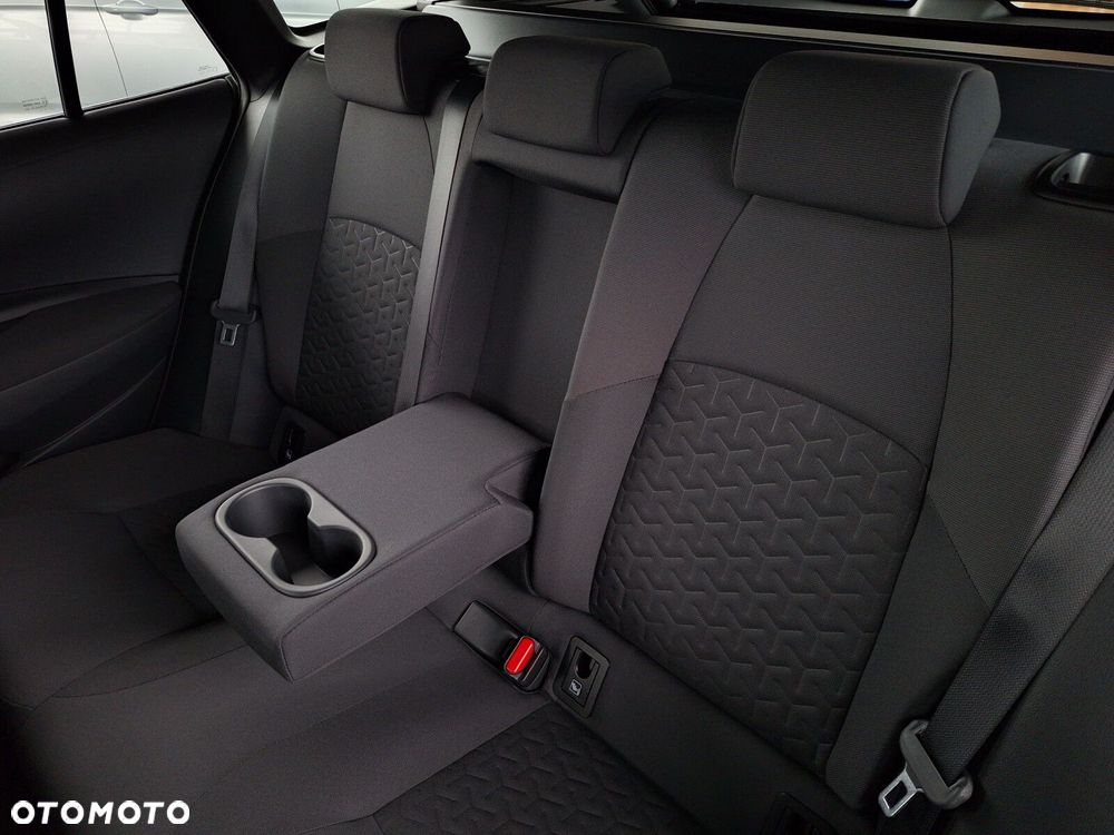 Toyota Corolla 1.8 Hybrid Comfort - 23