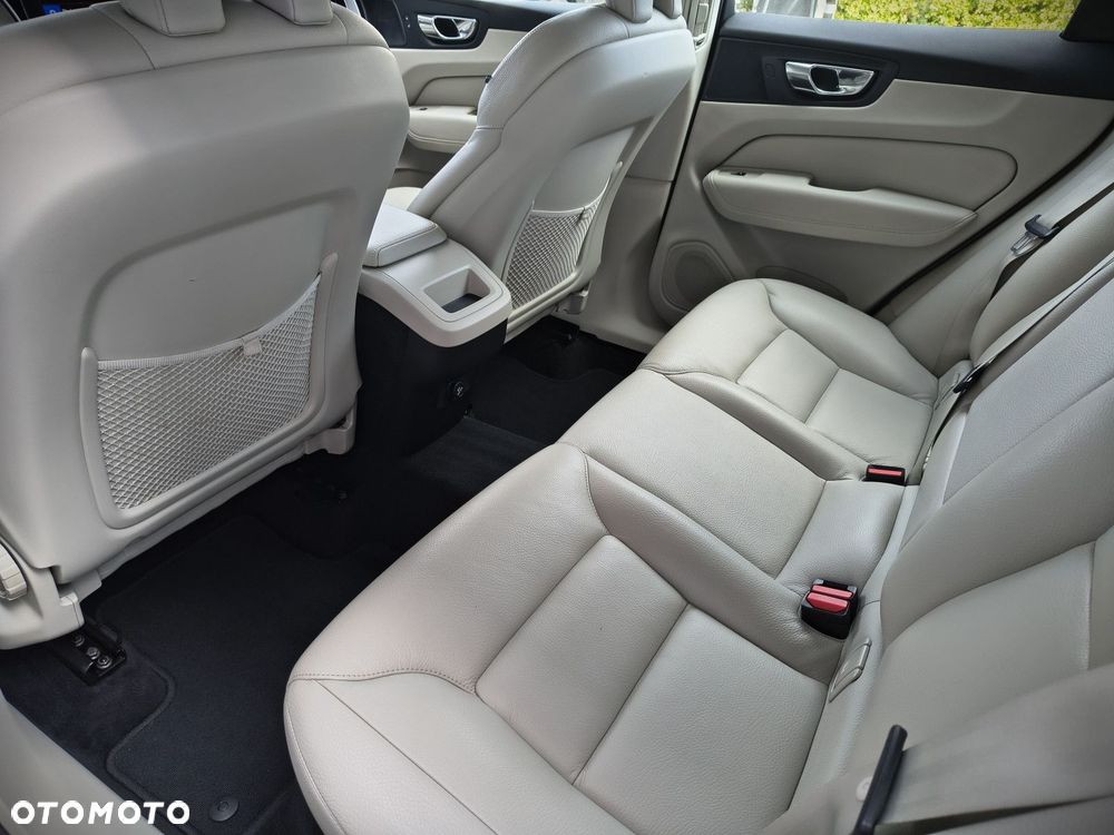 Volvo XC 60 - 13