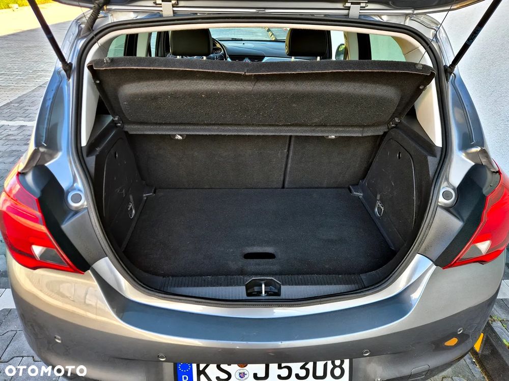 Opel Corsa 1.4 Cosmo - 15