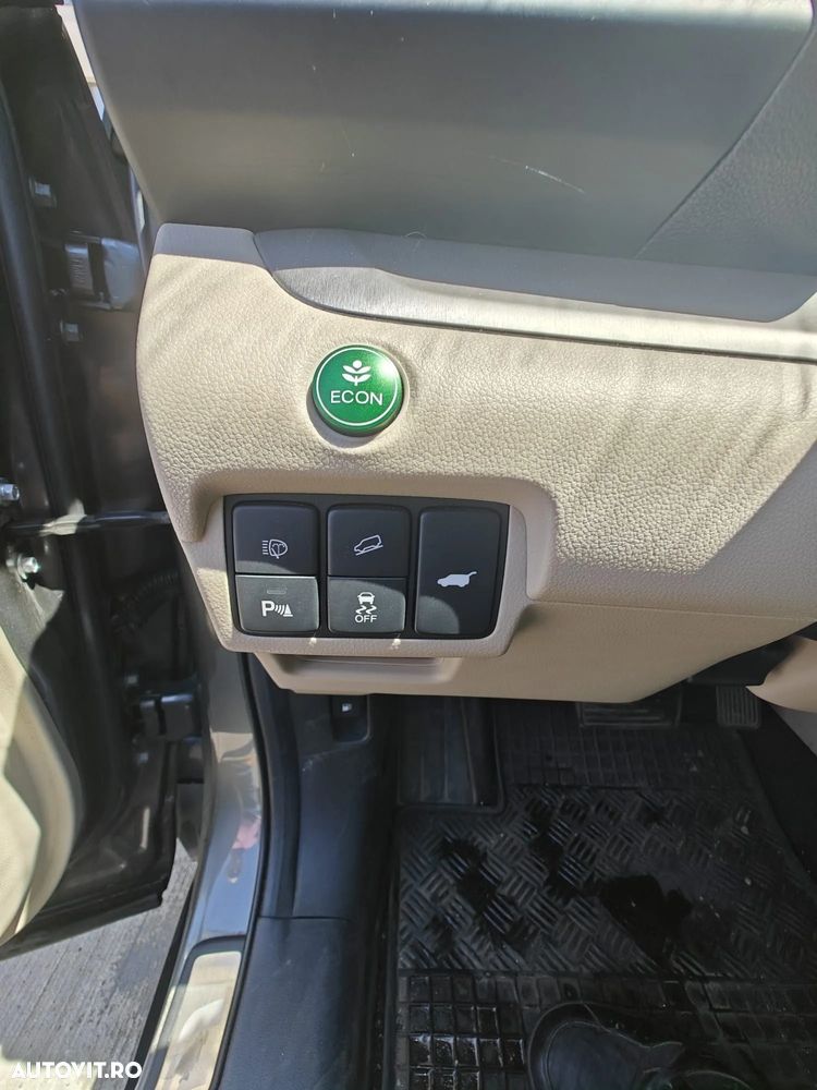 Honda CR-V 2.2 A/T Executive HDD Navi - 4