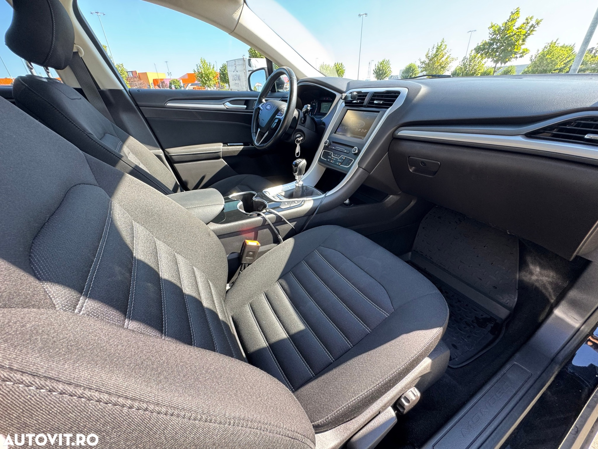 Ford Mondeo 1.5 TDCi Trend - 8