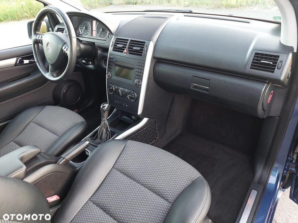 Mercedes-Benz Klasa A 180 BlueEFFICIENCY Avantgarde - 11