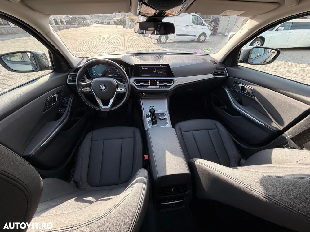 BMW Seria 3 330e Aut. Advantage - 14