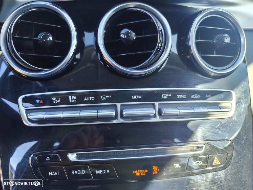 Mercedes-Benz C 300 h Avantgarde - 18