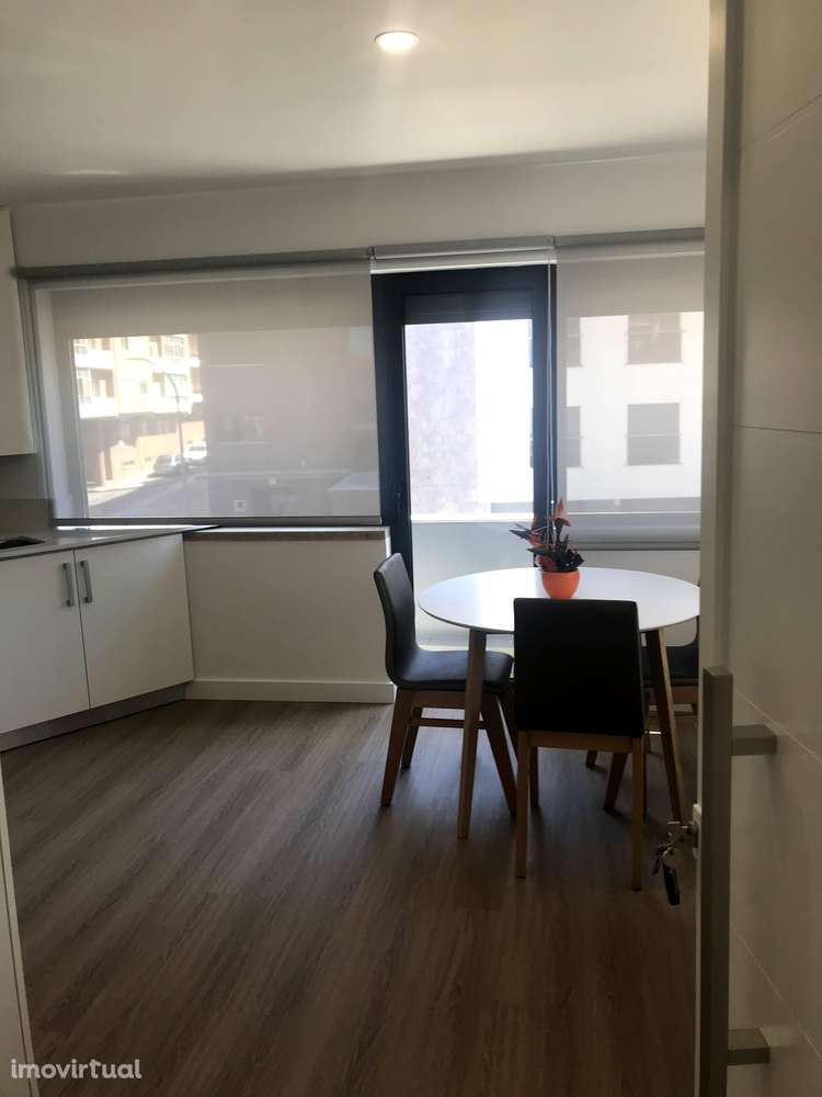 Apartamento T1 para arrendamento - Grande imagem: 3/22