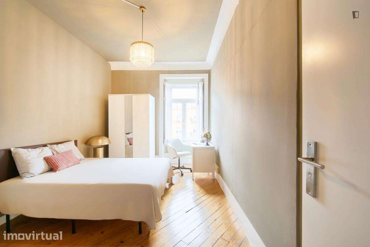 Quarto - localizado em Marquês de Pombal Lisbon - Grande imagem: 2/16