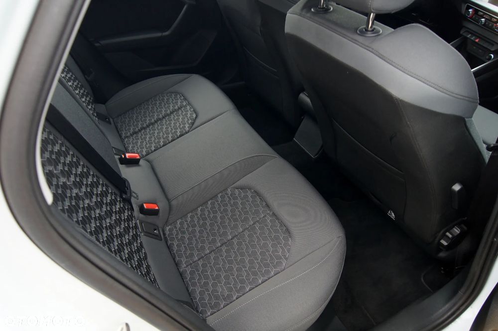 Audi A1 Sportback 25 TFSI advanced - 35