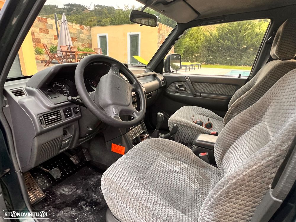 Mitsubishi Pajero 2.8 TD GLS ABS - 6