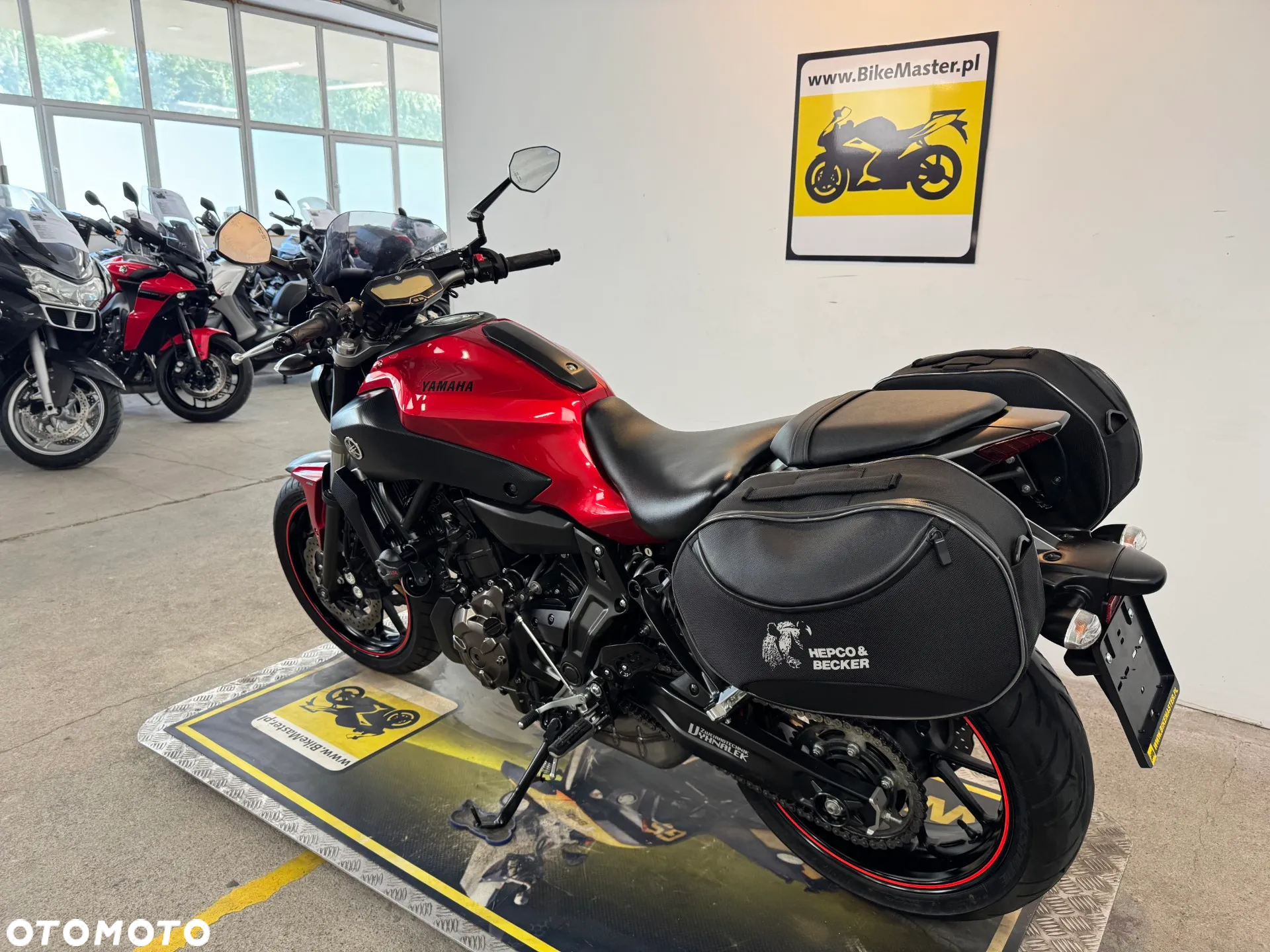 Yamaha MT - 6