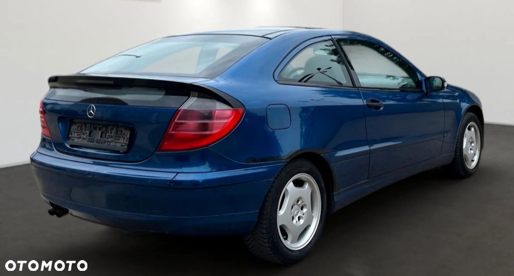 Mercedes-Benz Klasa C 180 - 4