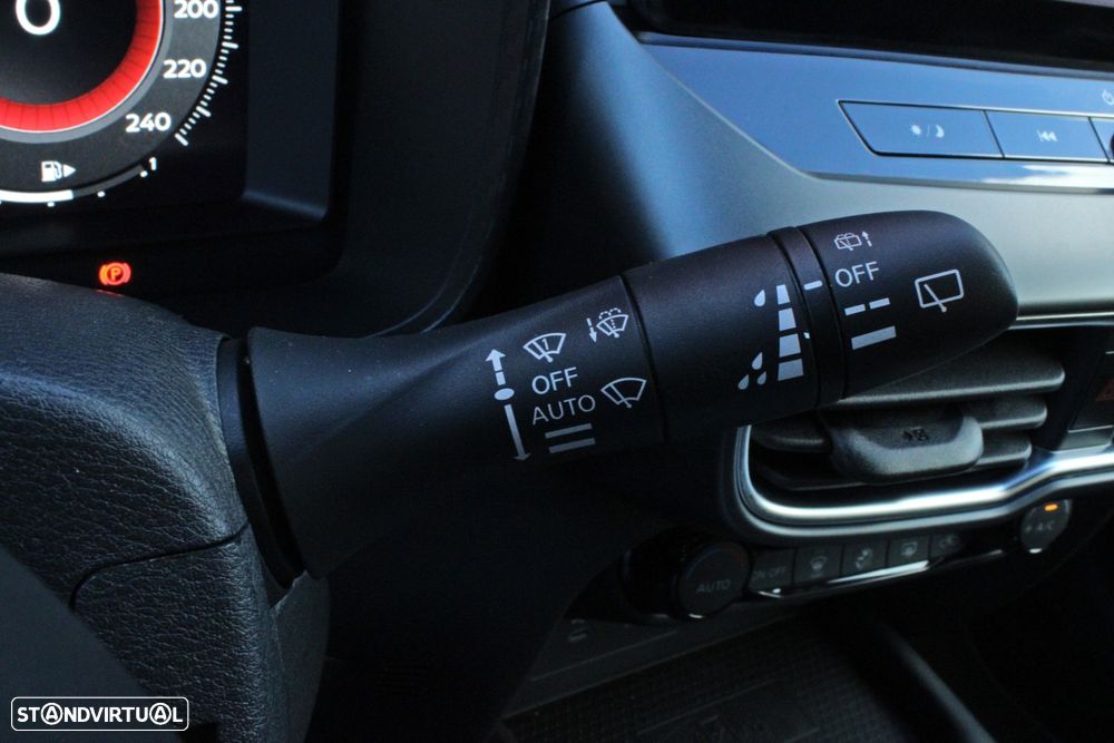 Nissan Juke 1.0 DIG-T Acenta DCT - 11