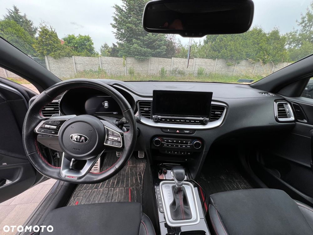 Kia ProCeed 1.6 T-GDI GT DCT - 9