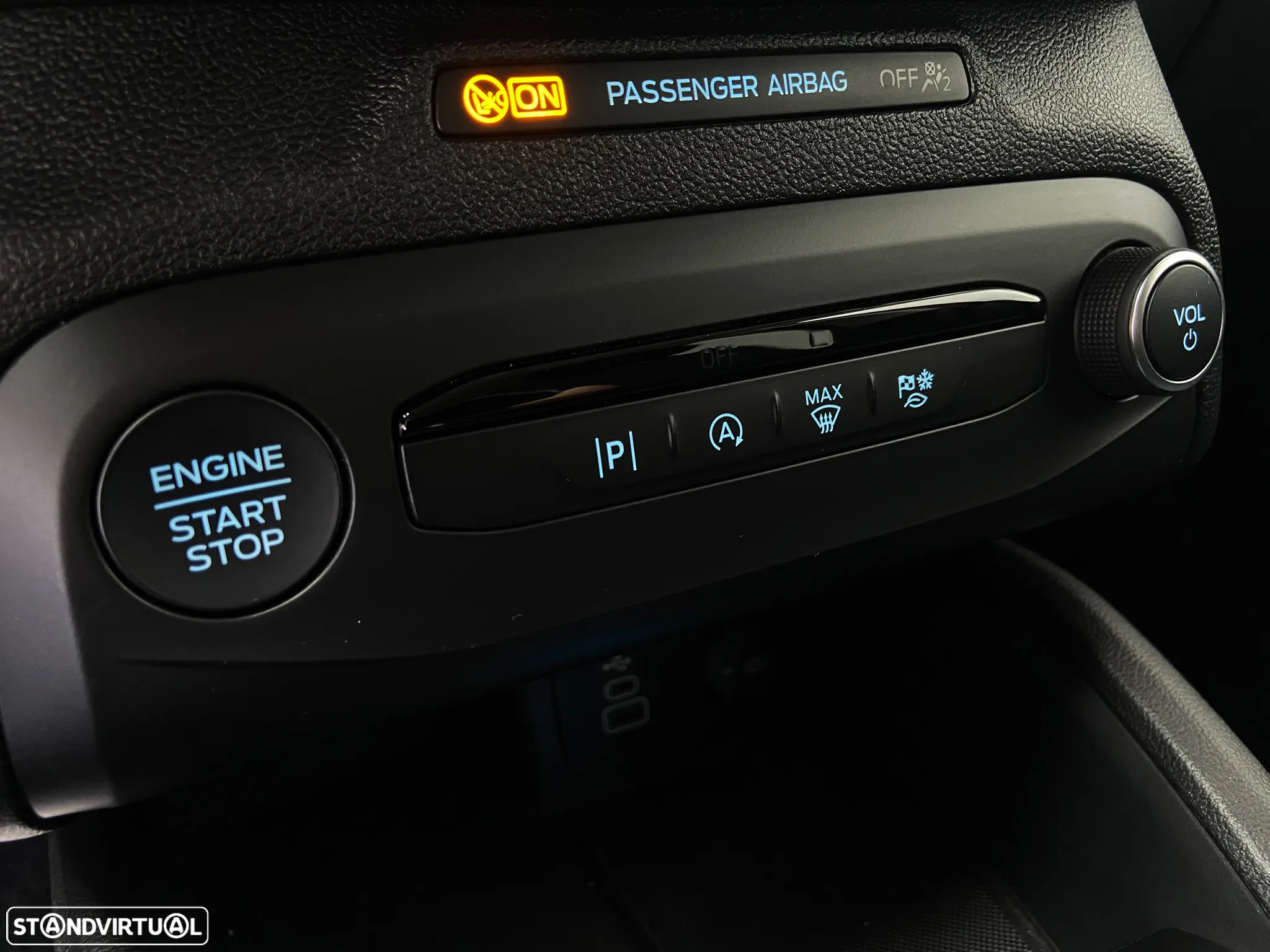 Ford Focus 1.0 EcoBoost MHEV Active X - 22