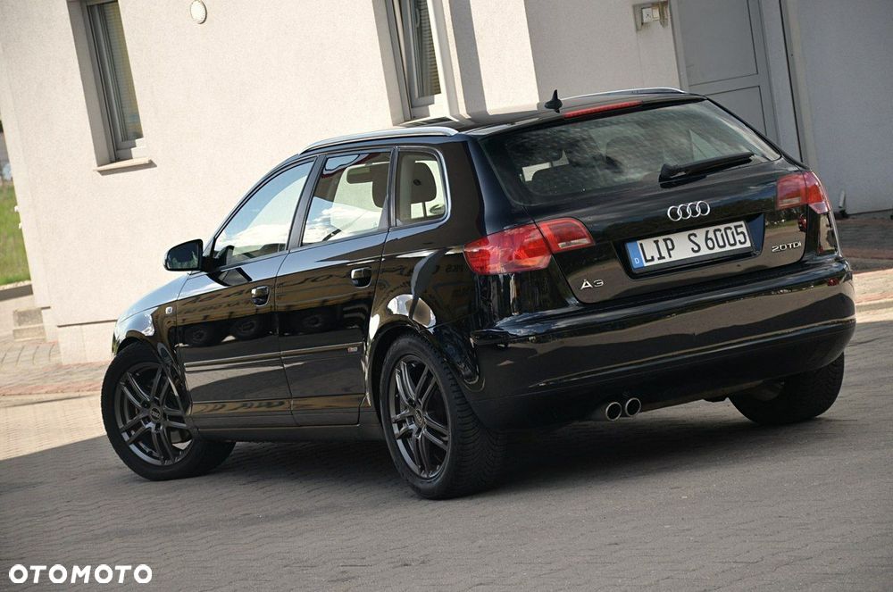Audi A3 Sportback - 8