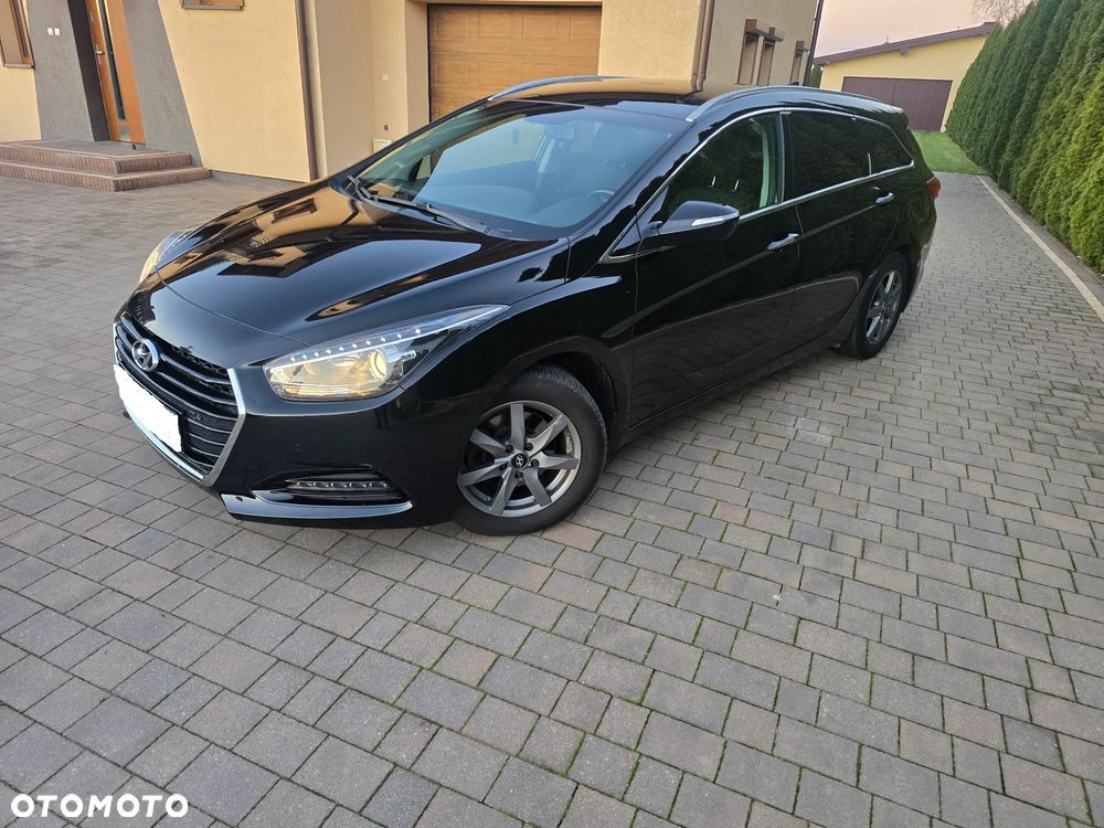 Hyundai i40 Kombi blue 1.7 CRDi Premium - 1