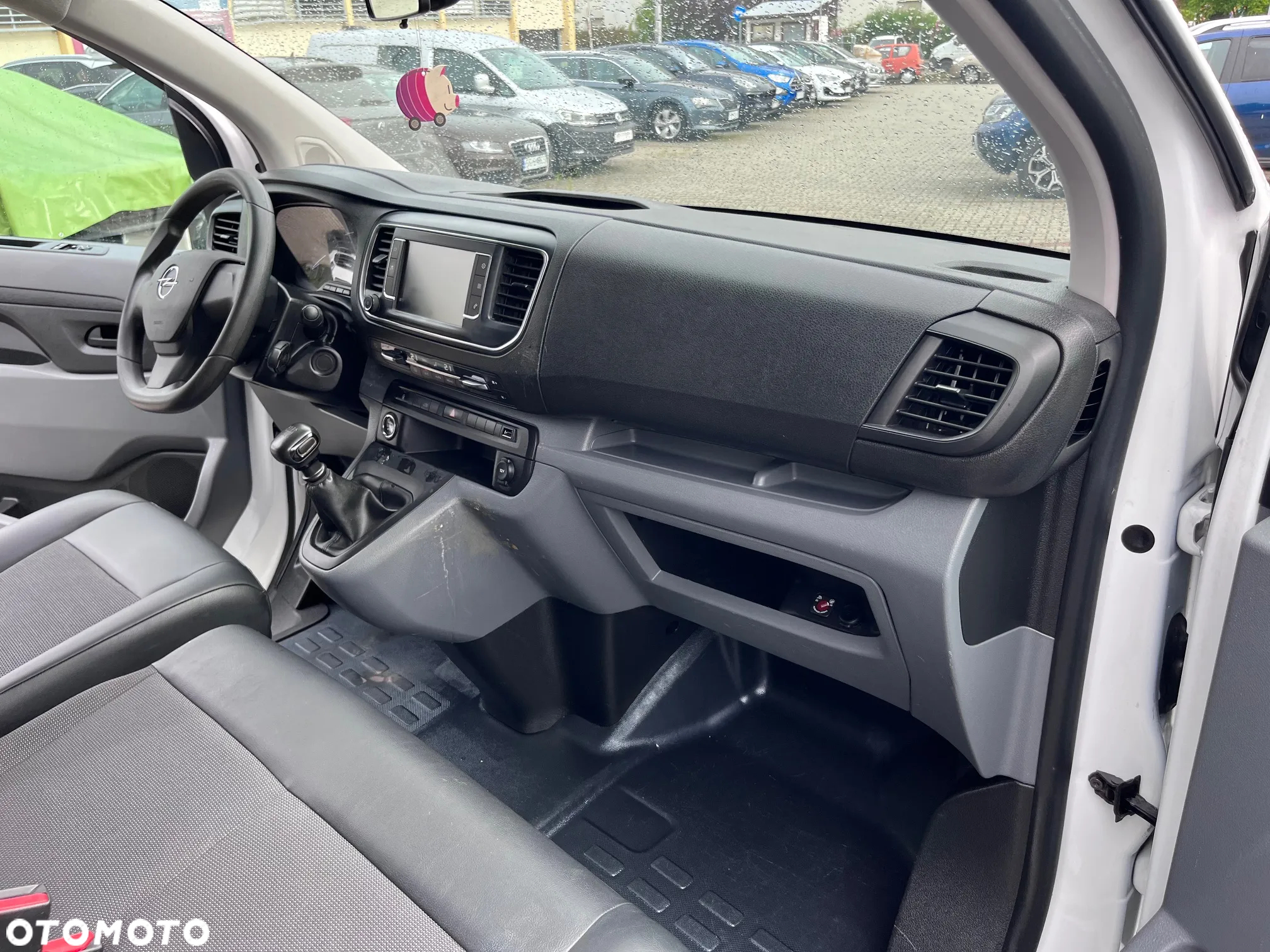 Opel Vivaro - 17