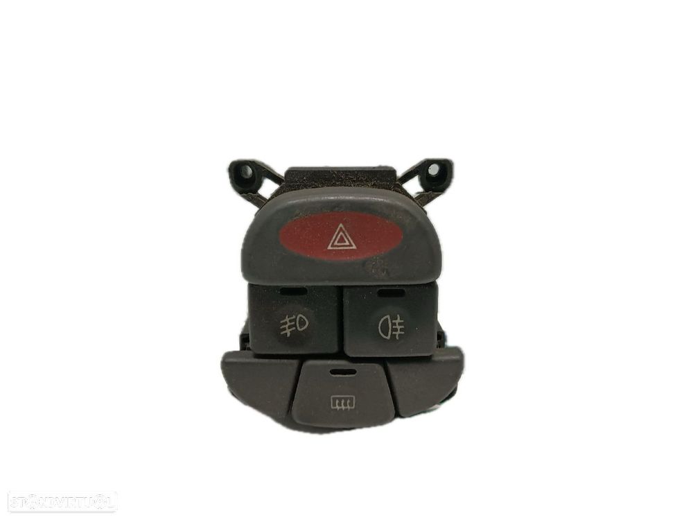 Botão De 4 Piscas Lancia Y (840_) - 1