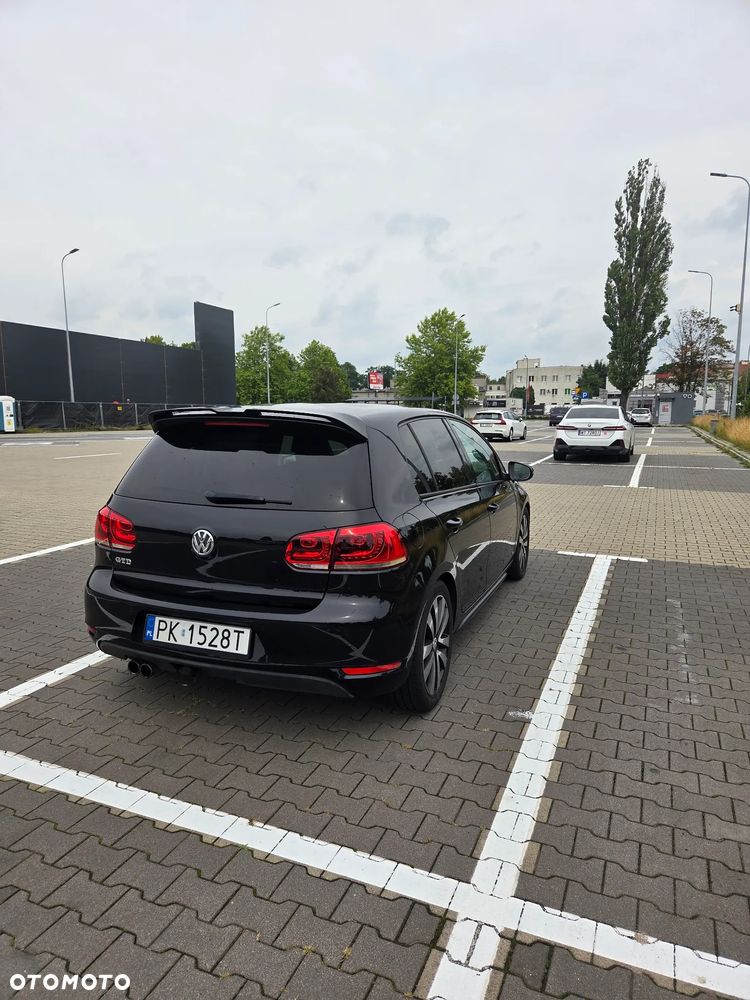 Volkswagen Golf - 4