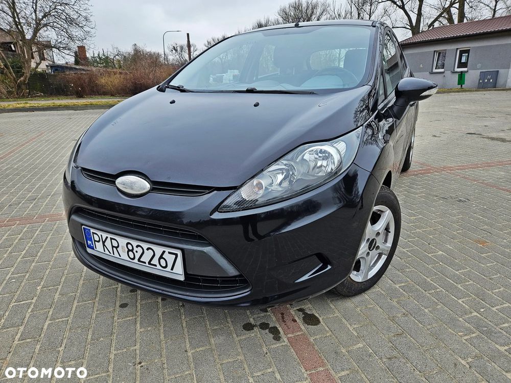 Ford Fiesta 1.4 Ghia - 21
