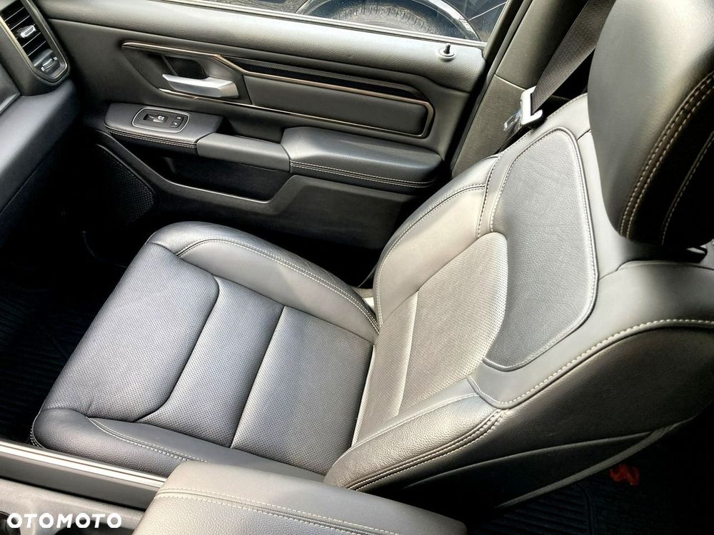 RAM 1500 Crew Cab Sport - 28