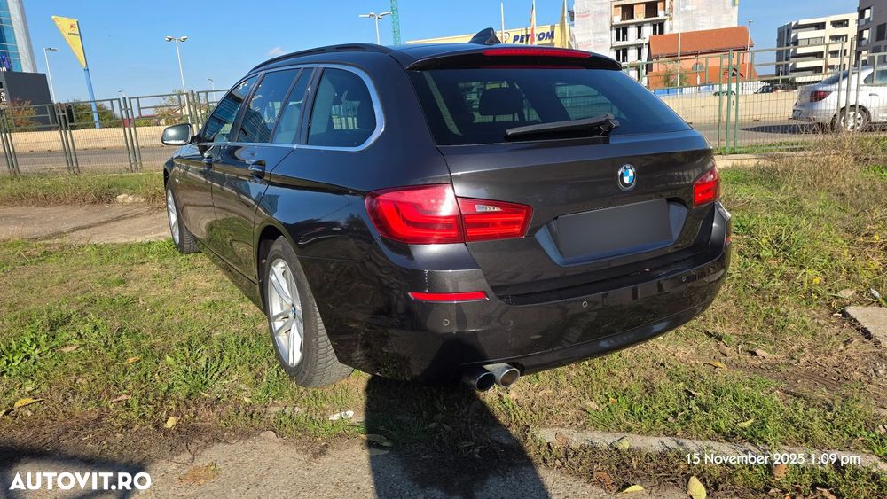 BMW Seria 5 530d xDrive Touring - 4