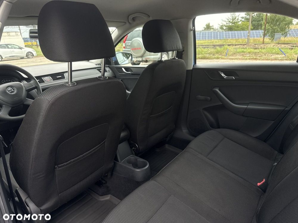 Skoda RAPID 1.2 Active Max - 24