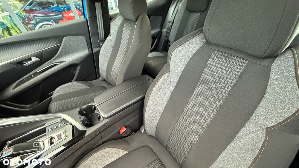 Peugeot 3008 BlueHDi 130 Stop & Start EAT8 Active - 22