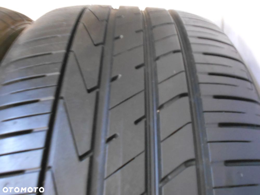 OPONY 235/50R19 HANKOOK VENTUS S1 EVO2 SUV DOT 2123 / 3320 6.9MM - 4