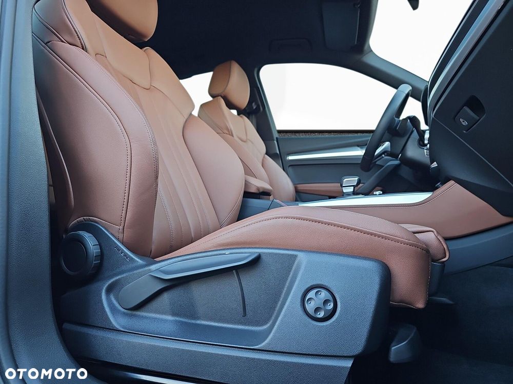 Audi Q5 Sportback - 27