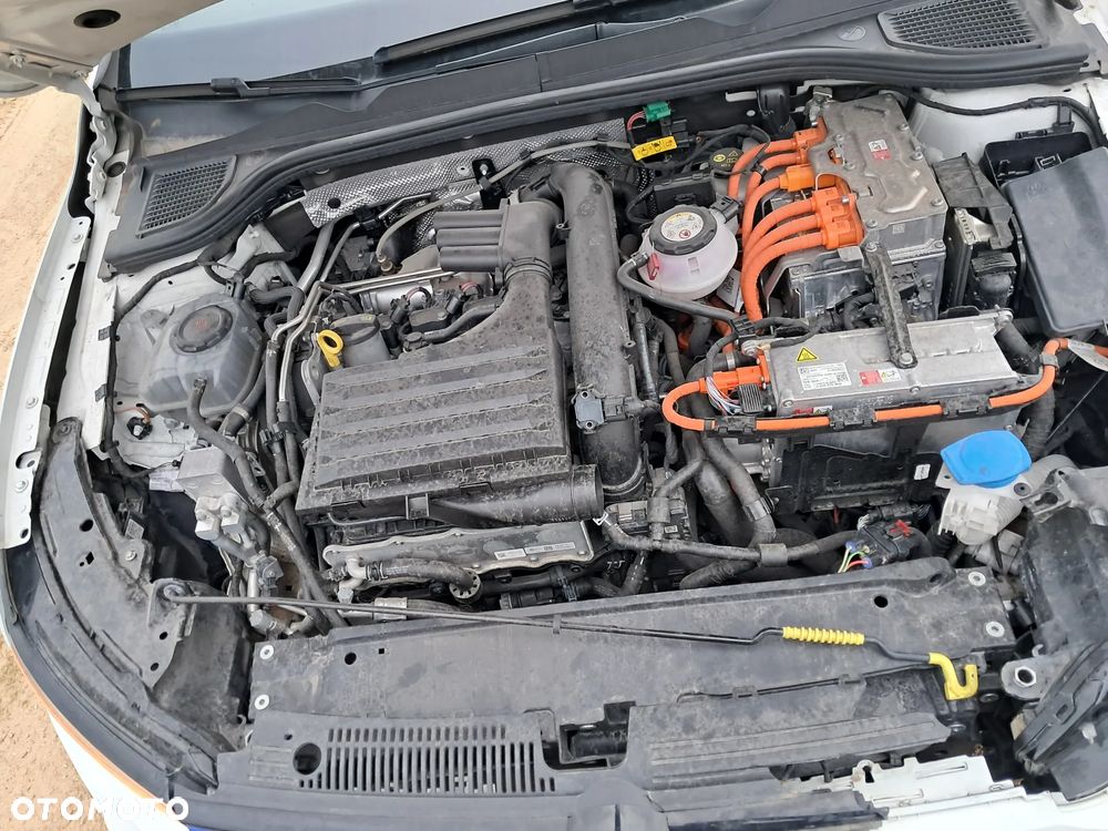 Volkswagen Golf 1.4 TSI Plug-In Hybrid GTE DSG - 14