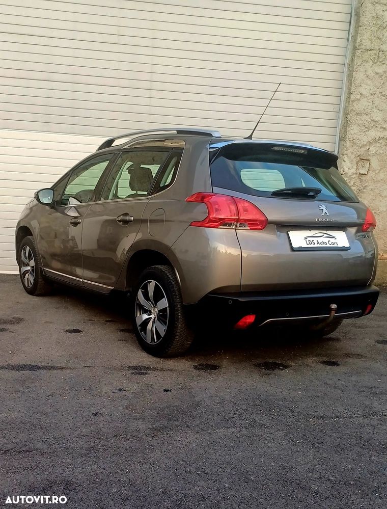 Peugeot 2008 120 VTI Allure - 3