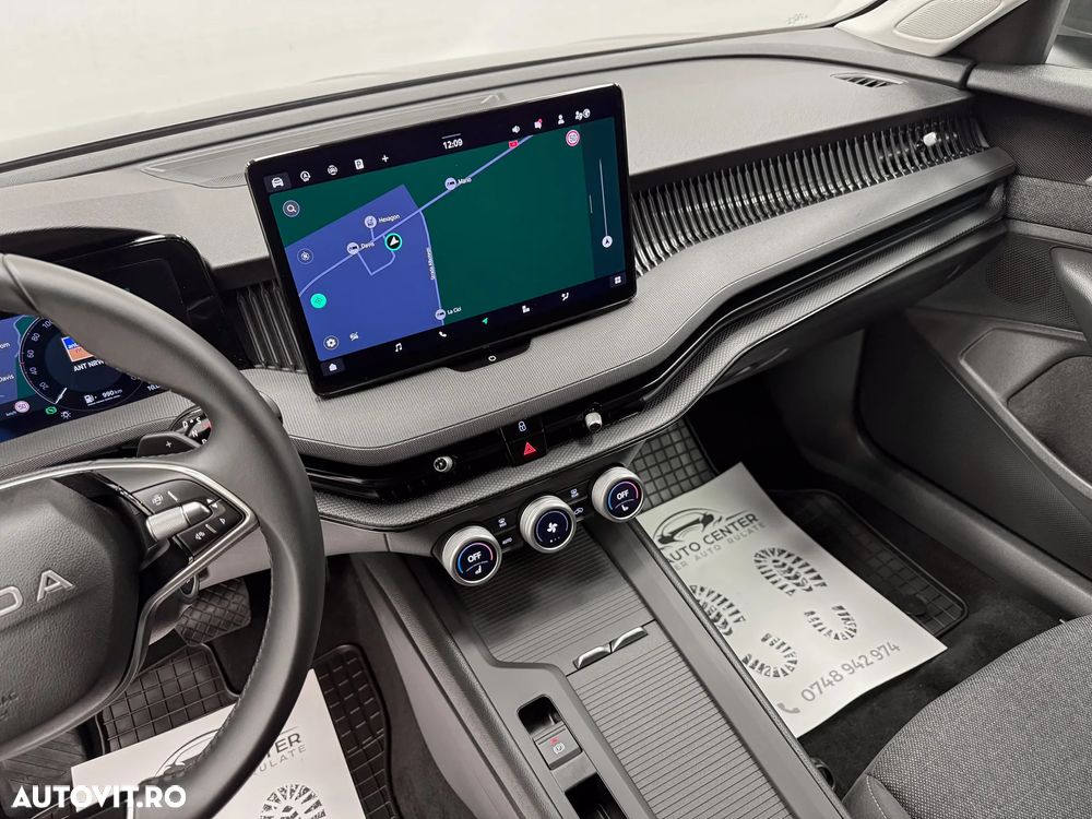 Skoda Superb 2.0 TDI DSG Essence - 29