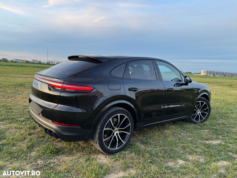 Porsche Cayenne Coupe E-Hybrid Tiptronic S Platinum Edition - 3
