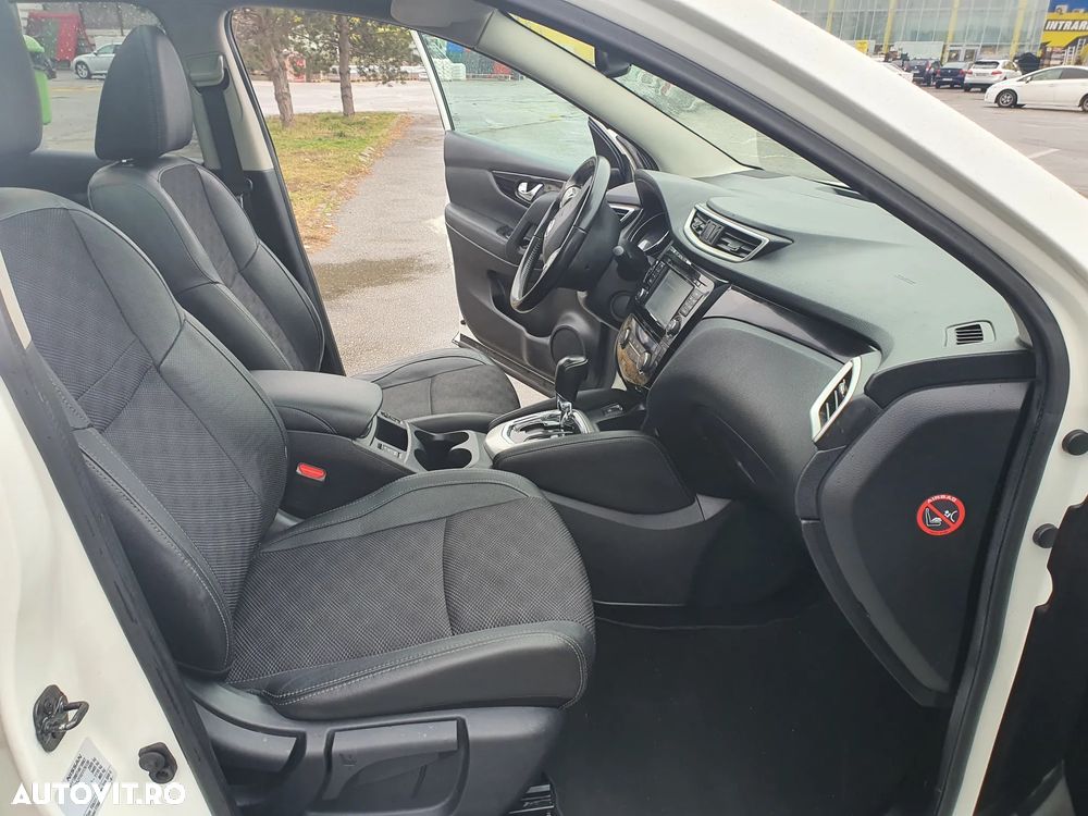 Nissan Qashqai 1.6 DCI Xtronic TEKNA - 12