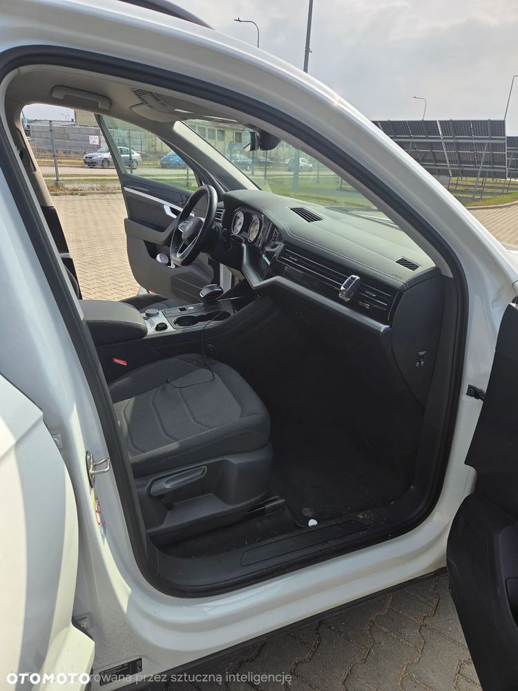 Volkswagen Touareg 3.0 V6 TDI SCR 4Mot - 11