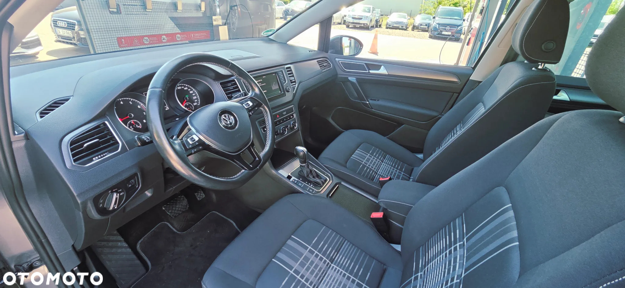 Volkswagen Golf Sportsvan 1.2 TSI BlueMotion Technology DSG Lounge - 31