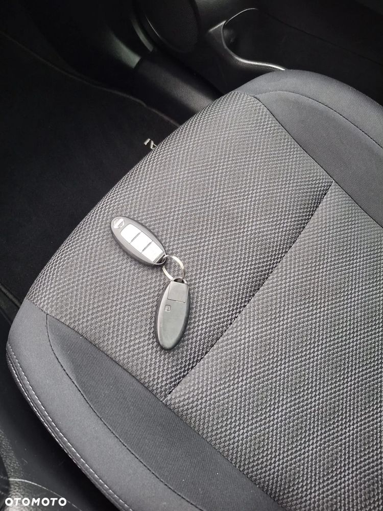 Nissan Qashqai 1.6 DCi N-Connecta Xtronic - 26