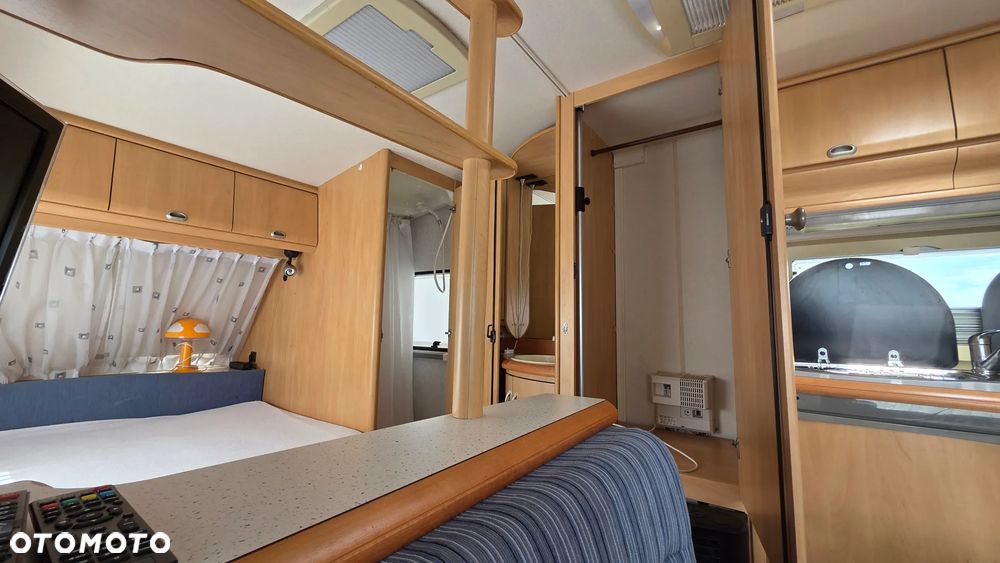 Hobby De LUX EASY 560 KMFE - 16