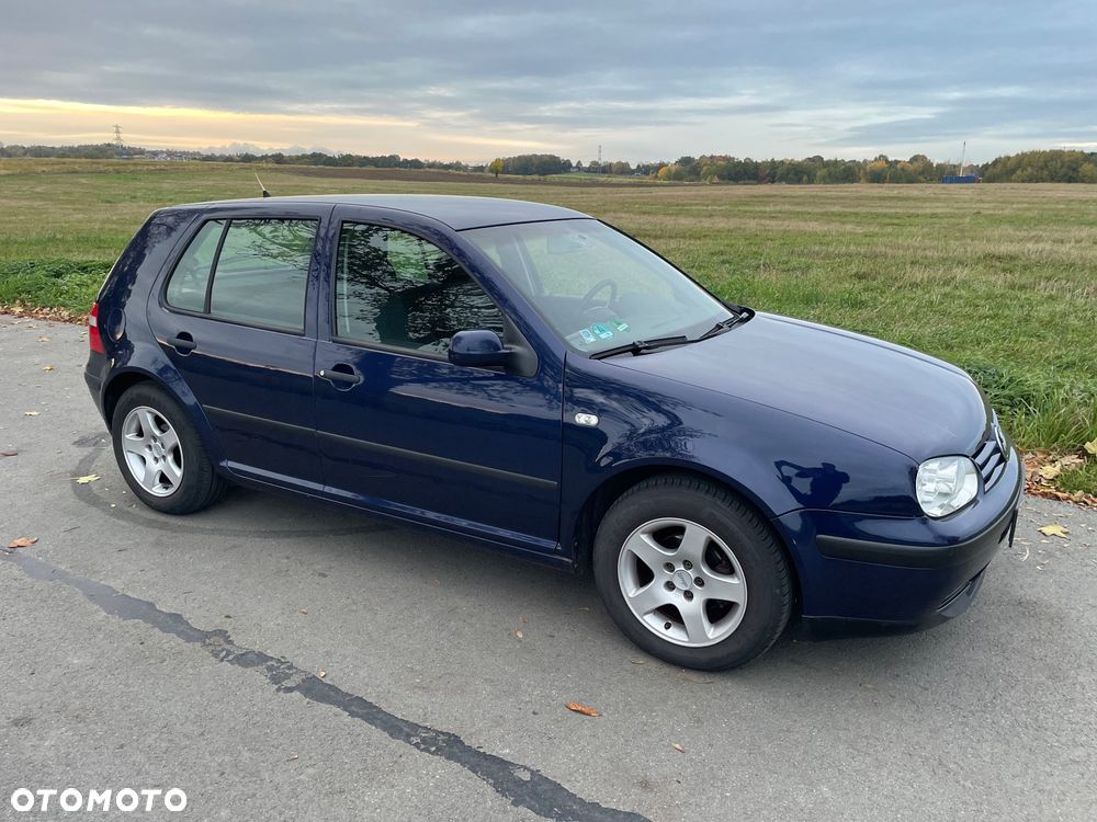 Volkswagen Golf 2003 photo 3