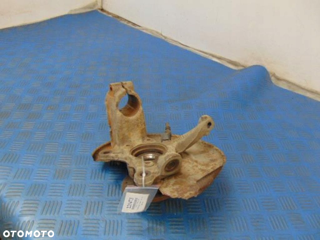 VOLKSWAGEN TOURAN 2.0D ZWROTNICA PRAWY PRZÓD - 4